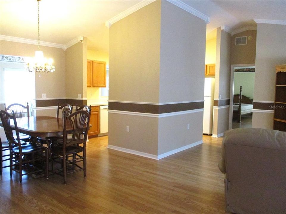 For Sale: $259,000 (3 beds, 2 baths, 1772 Square Feet)