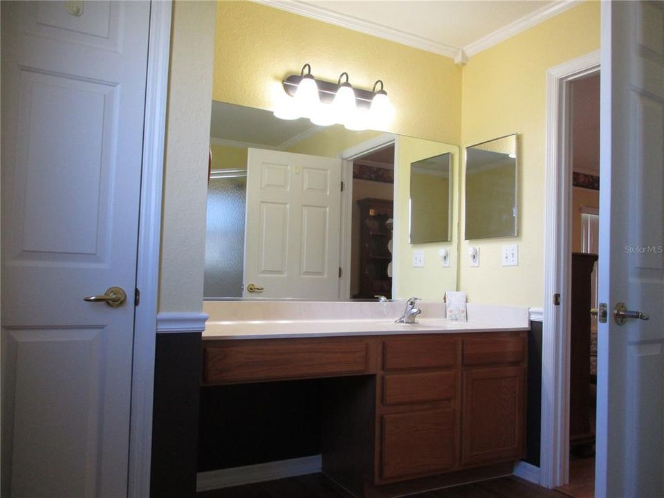 For Sale: $259,000 (3 beds, 2 baths, 1772 Square Feet)