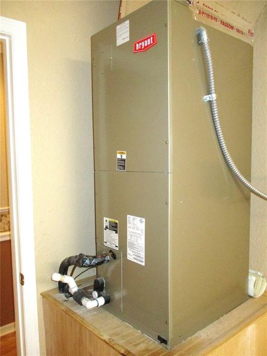 For Sale: $259,000 (3 beds, 2 baths, 1772 Square Feet)