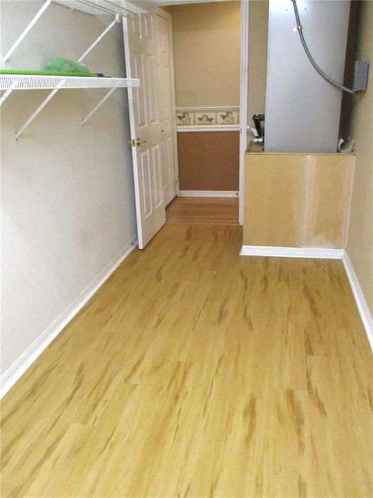 For Sale: $259,000 (3 beds, 2 baths, 1772 Square Feet)