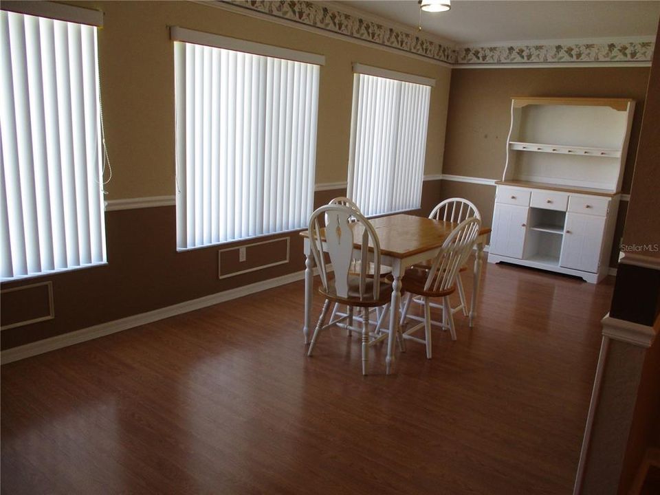 For Sale: $259,000 (3 beds, 2 baths, 1772 Square Feet)