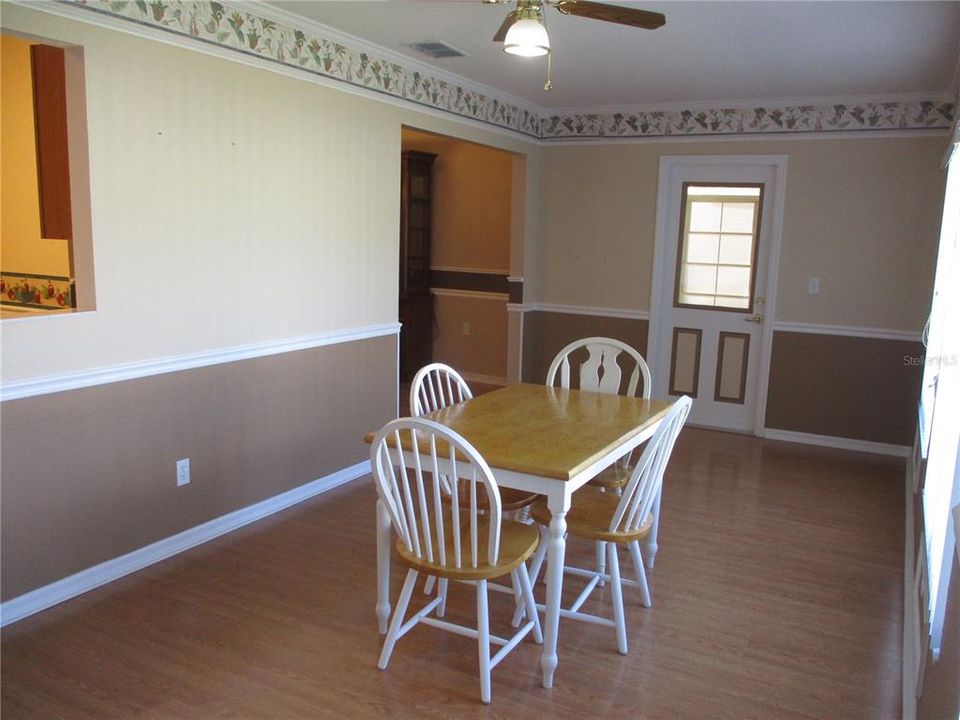 For Sale: $259,000 (3 beds, 2 baths, 1772 Square Feet)