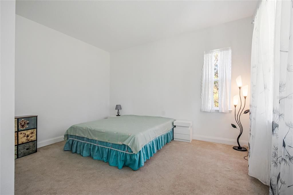 На продажу: $597,000 (5 спален, 2 ванн, 2328 Квадратных фут)