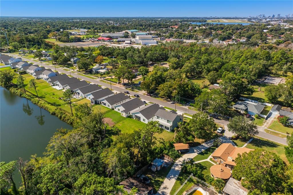 На продажу: $597,000 (5 спален, 2 ванн, 2328 Квадратных фут)