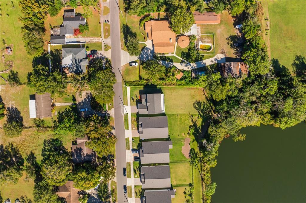 На продажу: $597,000 (5 спален, 2 ванн, 2328 Квадратных фут)