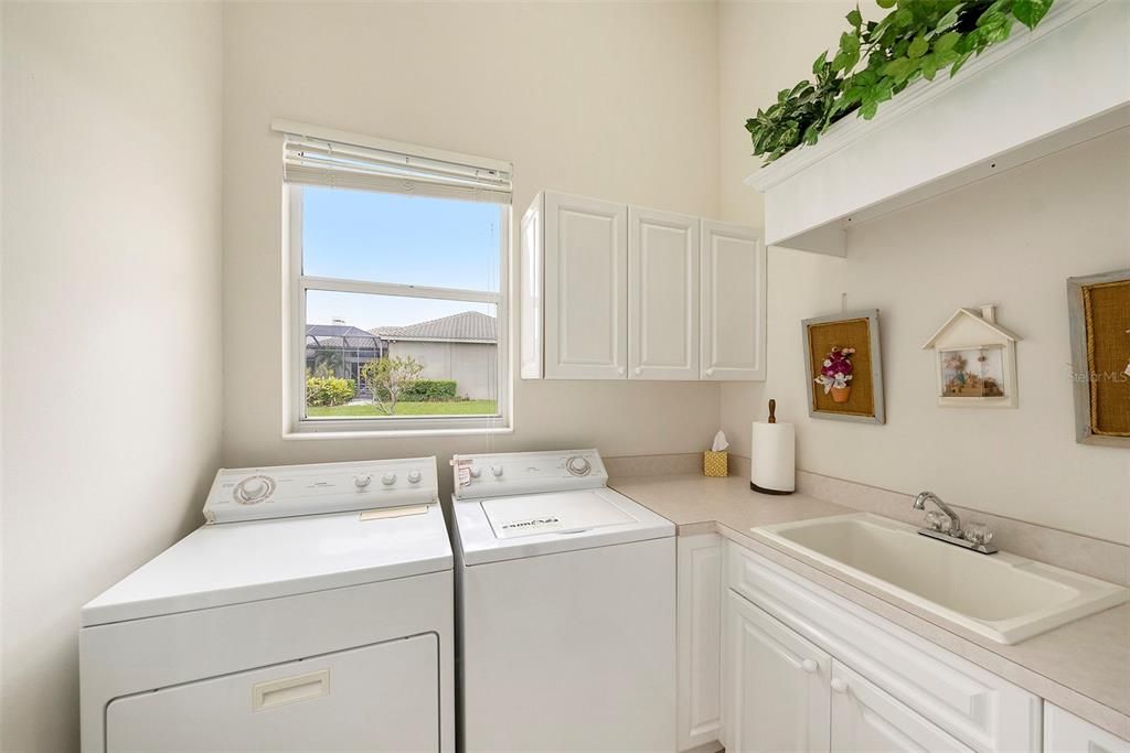 En Venta: $1,250,000 (4 camas, 4 baños, 3652 Pies cuadrados)