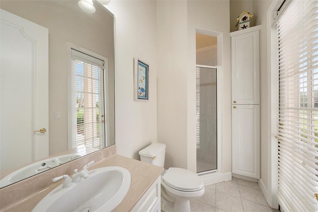 En Venta: $1,250,000 (4 camas, 4 baños, 3652 Pies cuadrados)