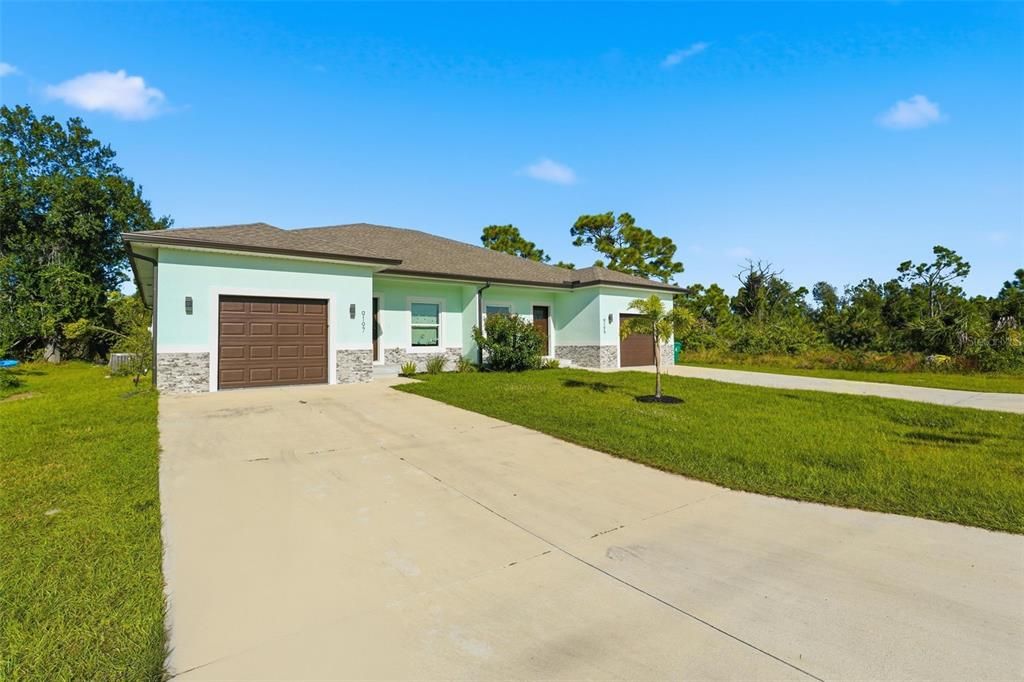 En Venta: $489,000 (6 camas, 0 baños, 2400 Pies cuadrados)