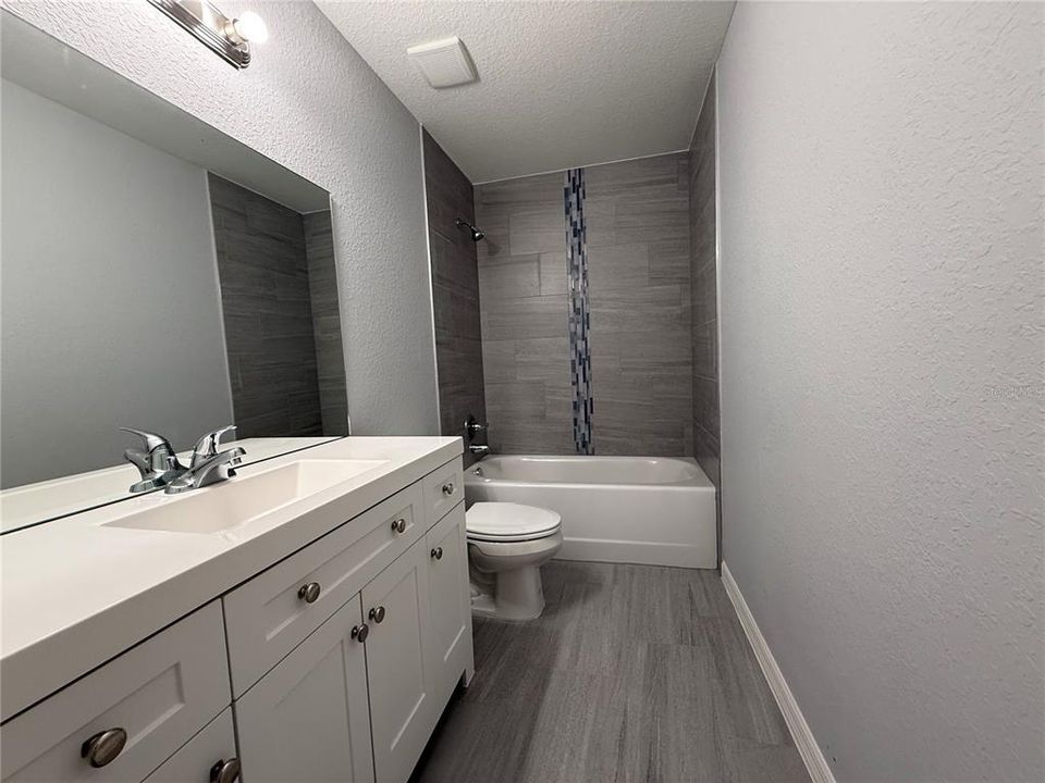 待售: $209,900 (3 贝兹, 2 浴室, 1232 平方英尺)