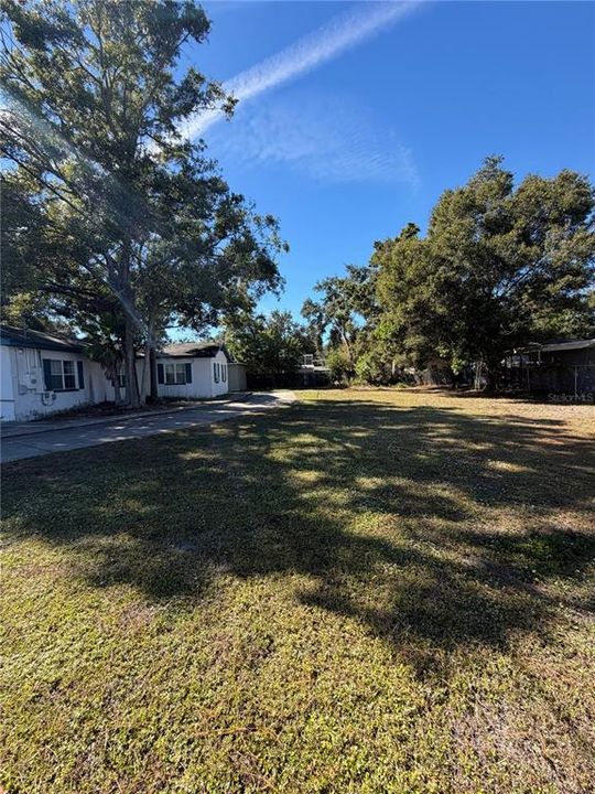 For Sale: $399,900 (1 beds, 1 baths, 1487 Square Feet)