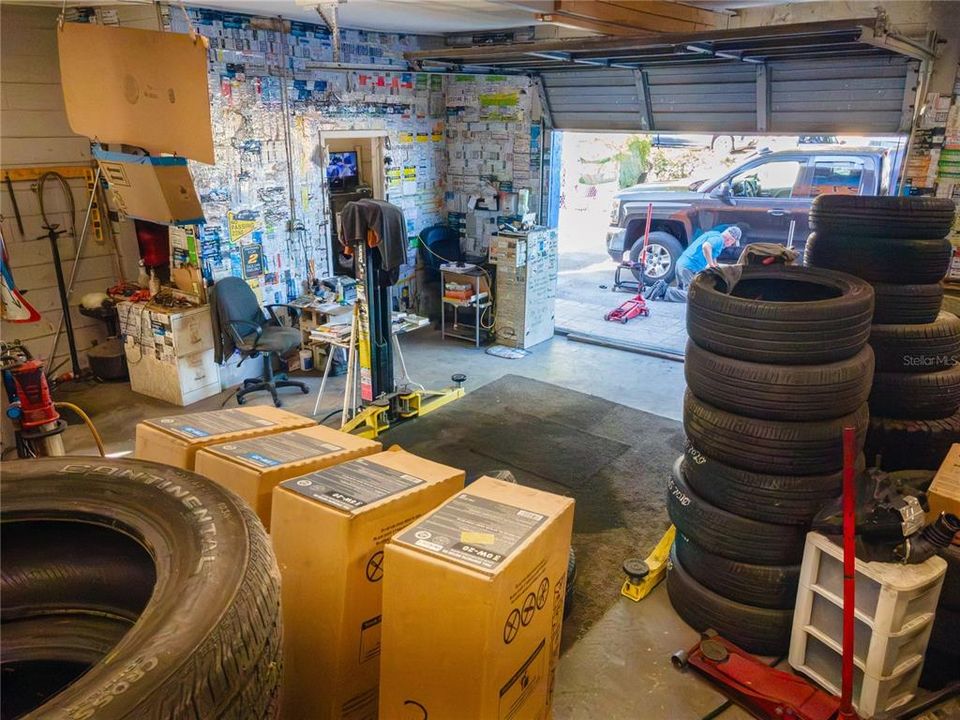 For Sale: $462,500 (0 beds, 0 baths, 3040 Square Feet)