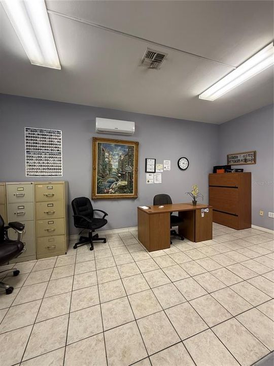 For Sale: $462,500 (0 beds, 0 baths, 3040 Square Feet)