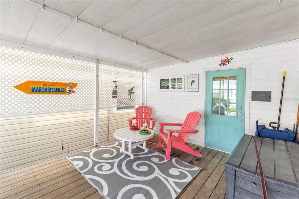 For Sale: $315,000 (2 beds, 1 baths, 412 Square Feet)