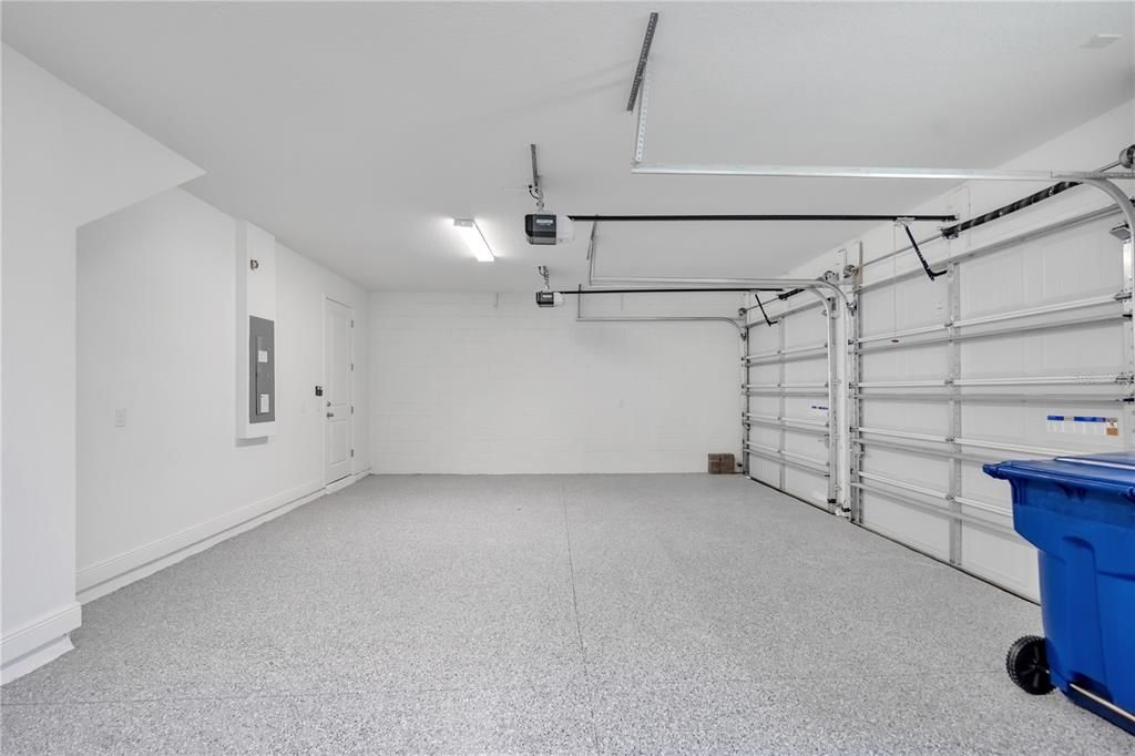 For Rent: $4,500 (6 beds, 4 baths, 4607 Square Feet)