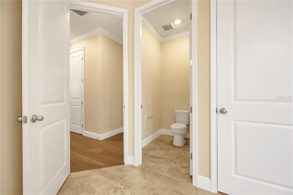 For Rent: $4,500 (6 beds, 4 baths, 4607 Square Feet)