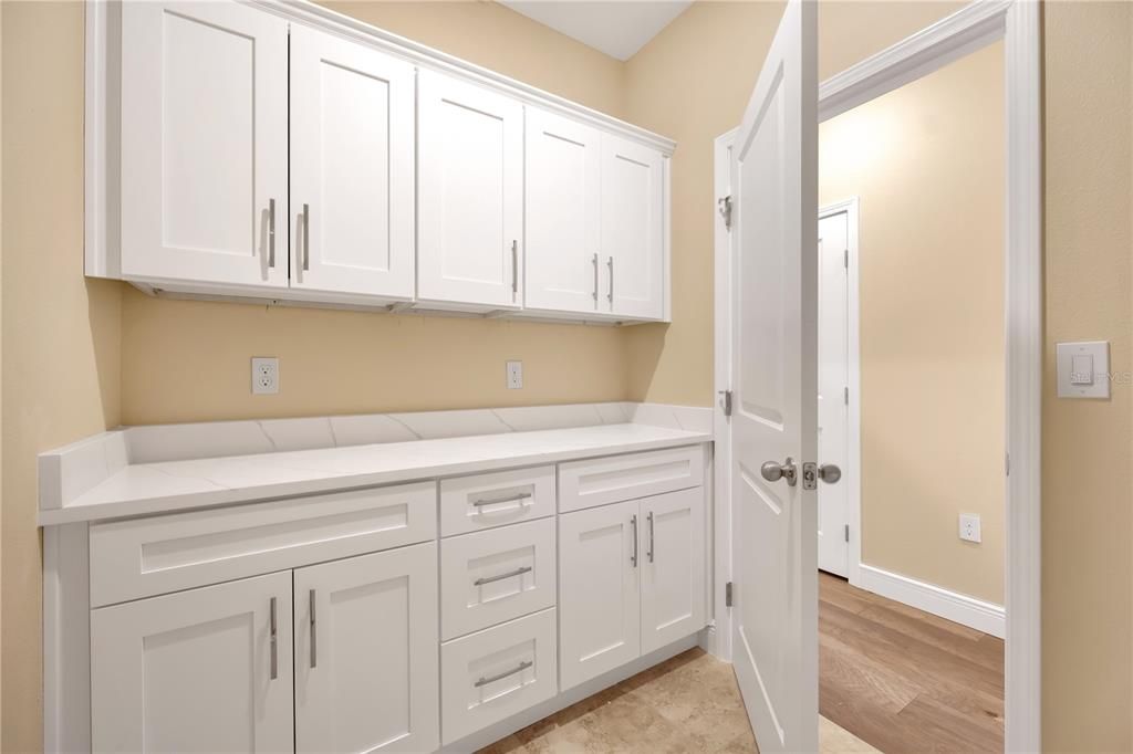 For Rent: $4,500 (6 beds, 4 baths, 4607 Square Feet)