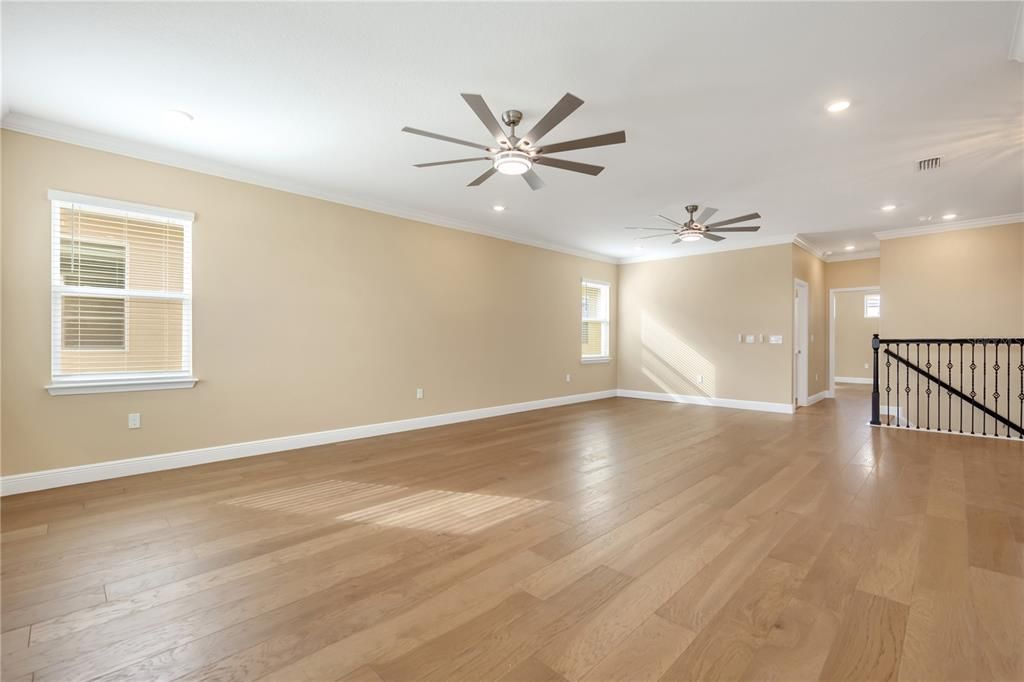 For Rent: $4,500 (6 beds, 4 baths, 4607 Square Feet)