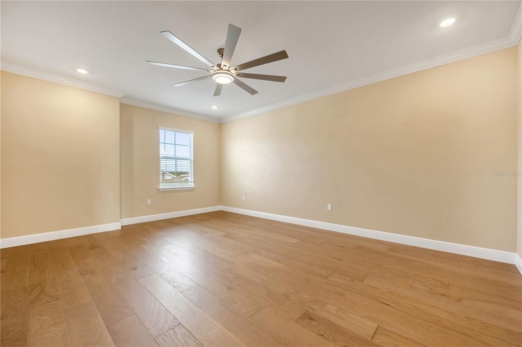 For Rent: $4,500 (6 beds, 4 baths, 4607 Square Feet)