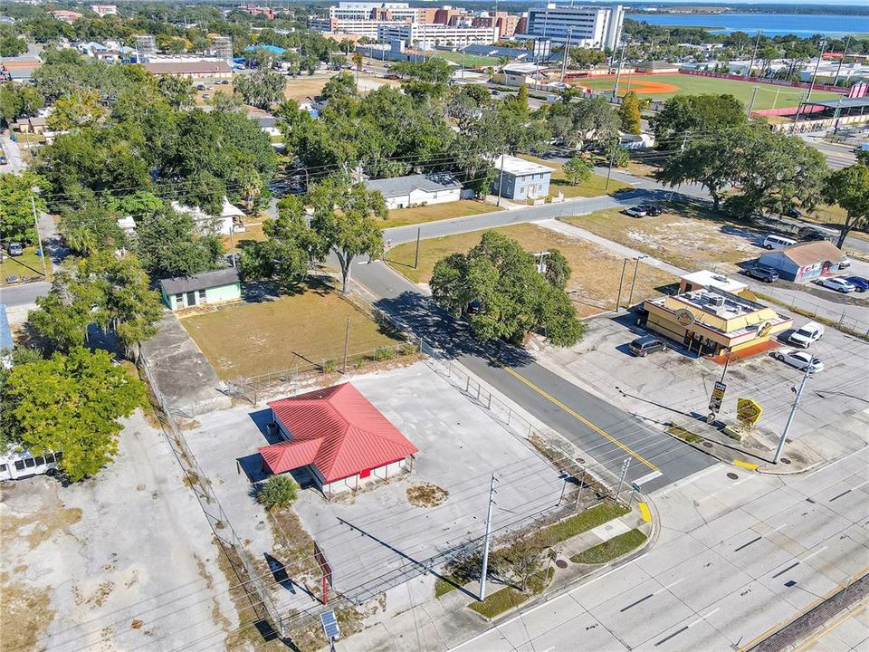 En Venta: $599,000 (0.46 acres)