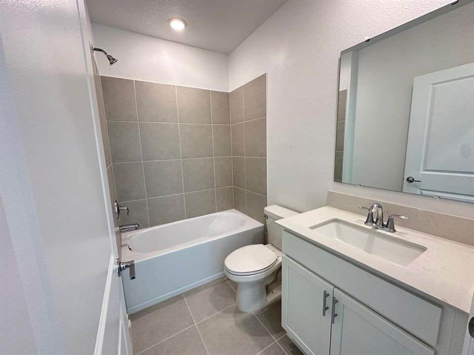 En Renta: $2,499 (4 camas, 2 baños, 1713 Pies cuadrados)