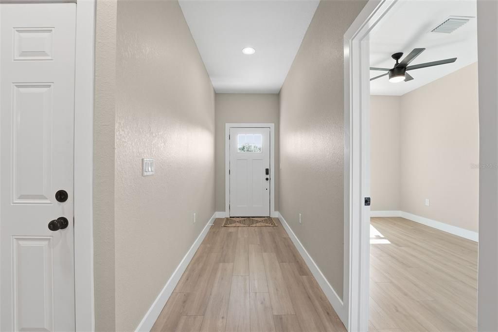 For Sale: $489,000 (6 beds, 0 baths, 2400 Square Feet)