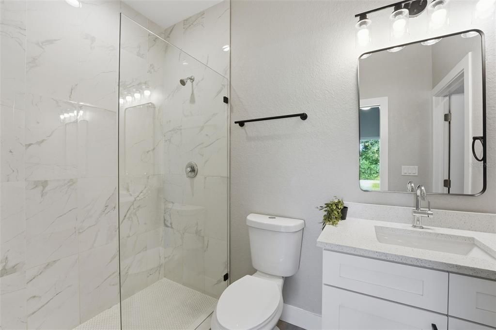 For Sale: $489,000 (6 beds, 0 baths, 2400 Square Feet)