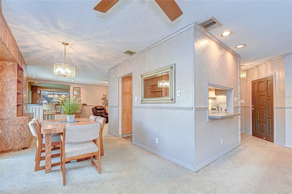 For Sale: $589,000 (3 beds, 2 baths, 2111 Square Feet)