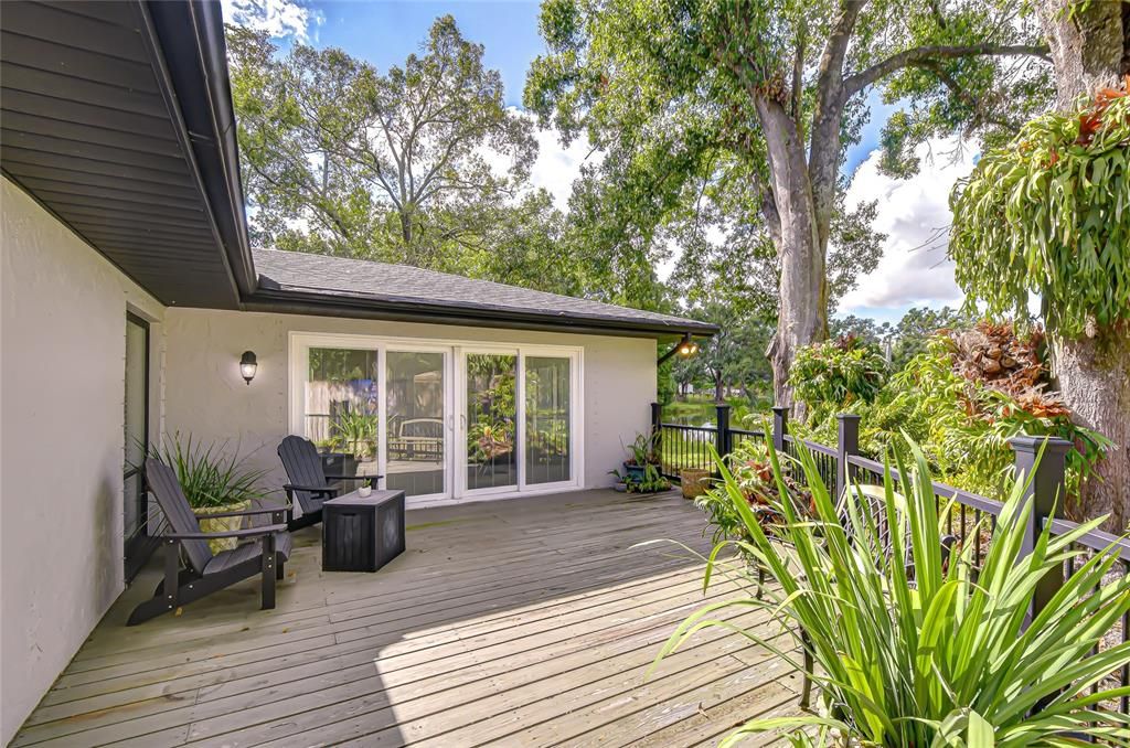 For Sale: $589,000 (3 beds, 2 baths, 2111 Square Feet)