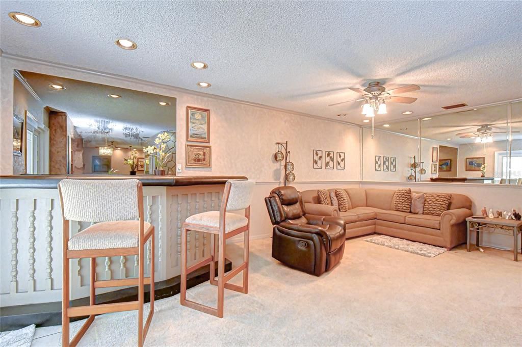 For Sale: $589,000 (3 beds, 2 baths, 2111 Square Feet)