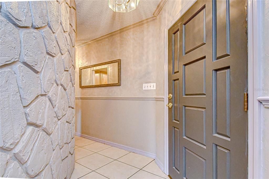 For Sale: $589,000 (3 beds, 2 baths, 2111 Square Feet)