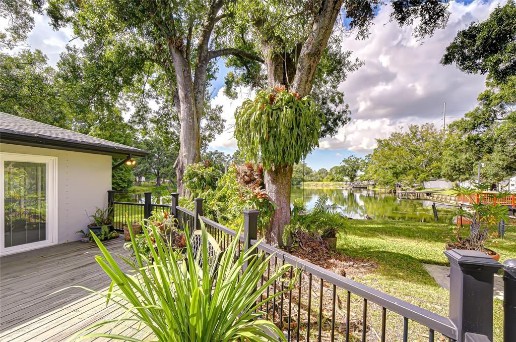 For Sale: $589,000 (3 beds, 2 baths, 2111 Square Feet)