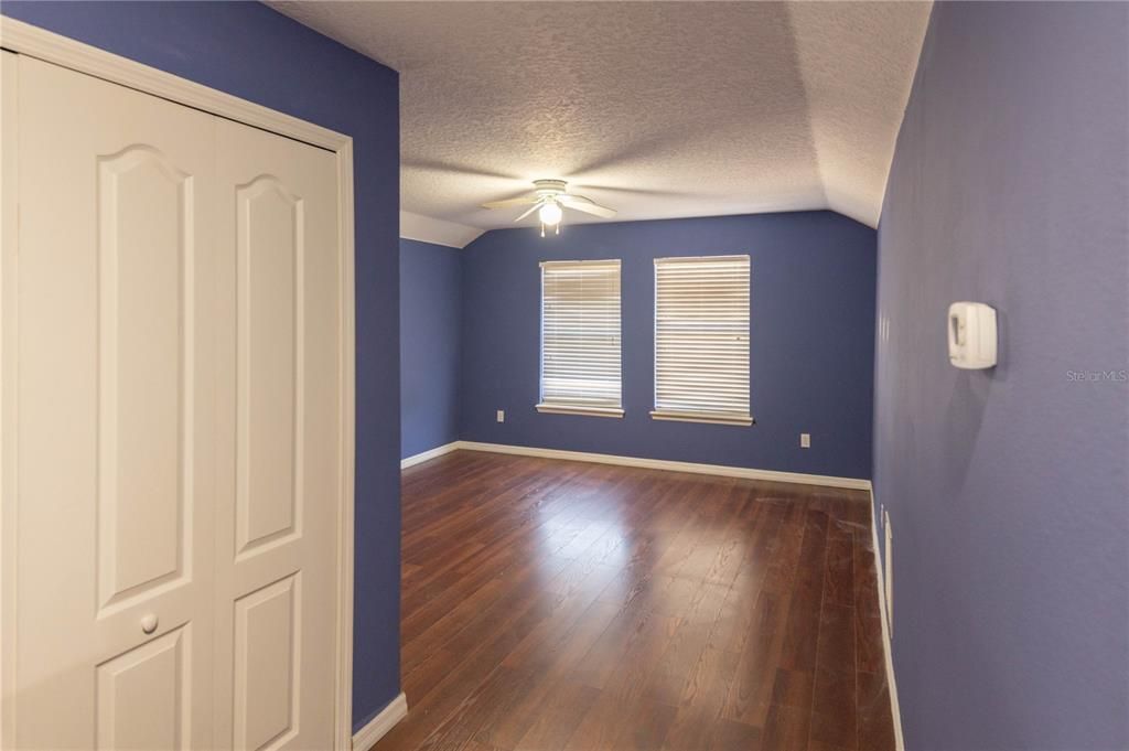 待售: $465,800 (4 贝兹, 4 浴室, 3034 平方英尺)