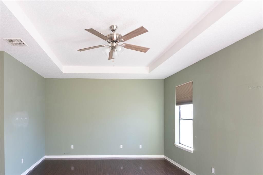 待售: $465,800 (4 贝兹, 4 浴室, 3034 平方英尺)