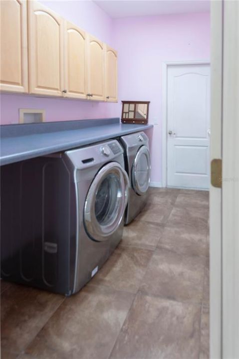 待售: $465,800 (4 贝兹, 4 浴室, 3034 平方英尺)