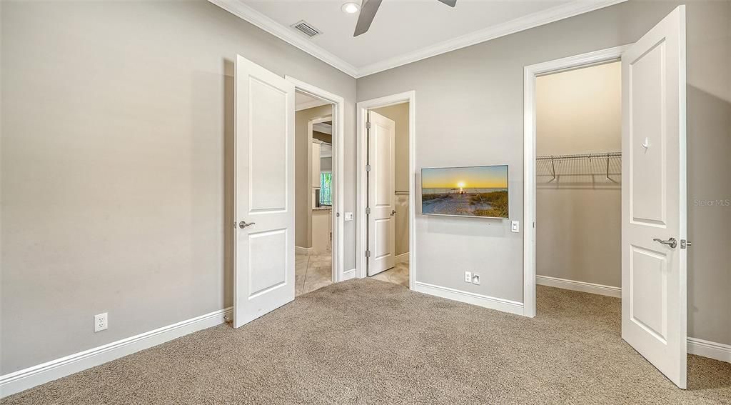 En Venta: $975,000 (4 camas, 4 baños, 3624 Pies cuadrados)