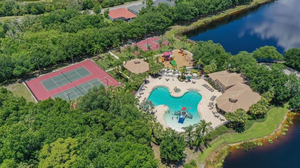 En Venta: $975,000 (4 camas, 4 baños, 3624 Pies cuadrados)