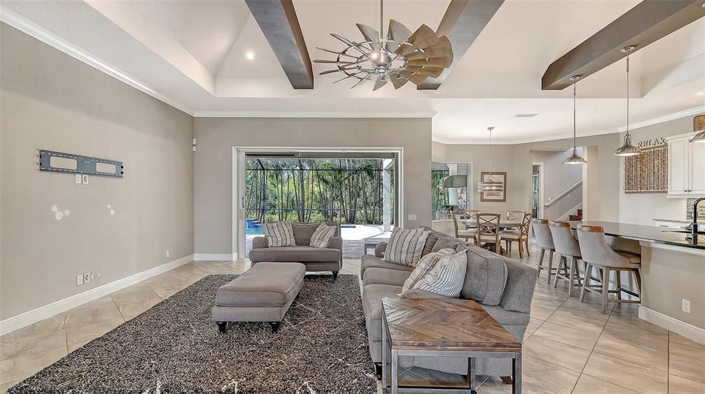 En Venta: $975,000 (4 camas, 4 baños, 3624 Pies cuadrados)