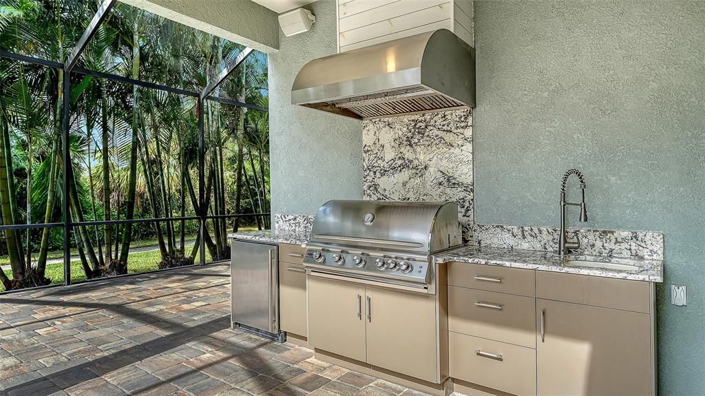 En Venta: $975,000 (4 camas, 4 baños, 3624 Pies cuadrados)