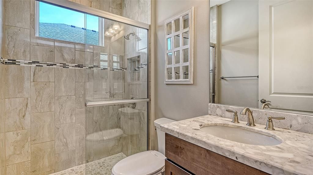 En Venta: $975,000 (4 camas, 4 baños, 3624 Pies cuadrados)