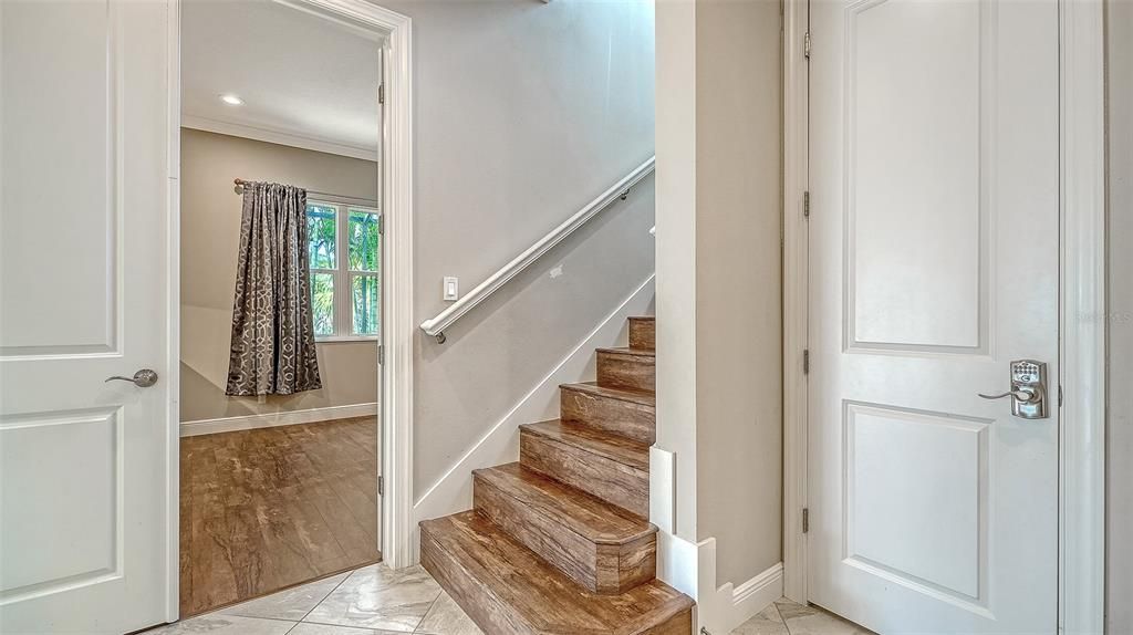 En Venta: $975,000 (4 camas, 4 baños, 3624 Pies cuadrados)