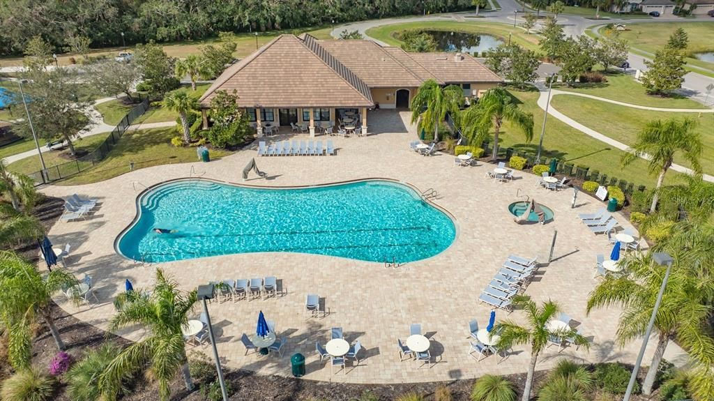 En Venta: $975,000 (4 camas, 4 baños, 3624 Pies cuadrados)