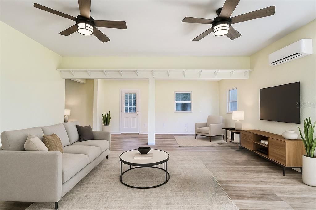 Active With Contract: $575,000 (6 beds, 4 baths, 2926 Square Feet)