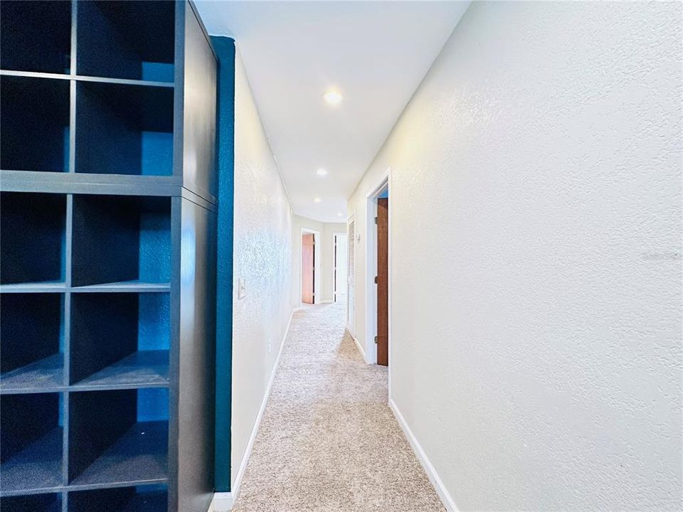 Active With Contract: $575,000 (6 beds, 4 baths, 2926 Square Feet)