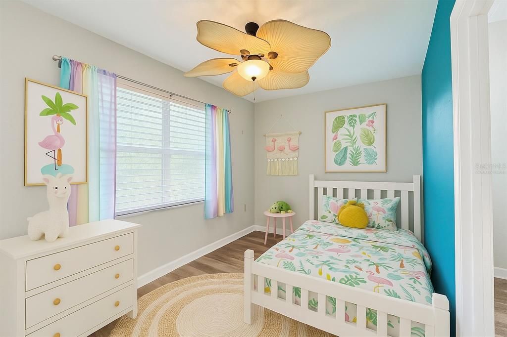 Active With Contract: $575,000 (6 beds, 4 baths, 2926 Square Feet)