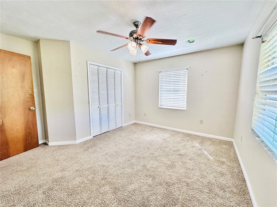 Active With Contract: $575,000 (6 beds, 4 baths, 2926 Square Feet)