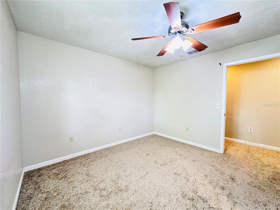 Active With Contract: $575,000 (6 beds, 4 baths, 2926 Square Feet)