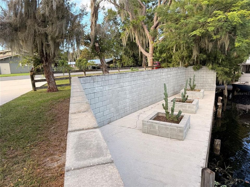 Active With Contract: $299,900 (3 beds, 0 baths, 1280 Square Feet)