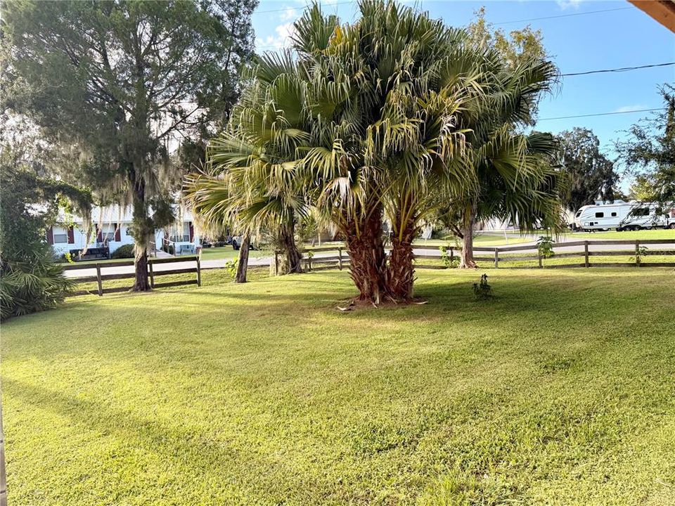 Active With Contract: $299,900 (3 beds, 0 baths, 1280 Square Feet)