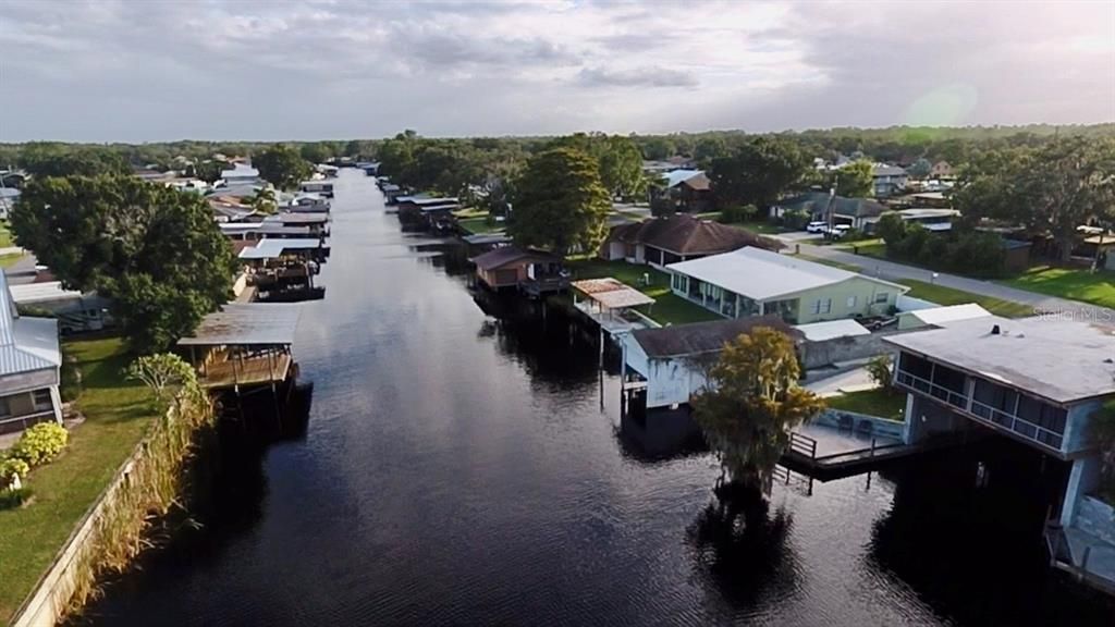 Active With Contract: $299,900 (3 beds, 0 baths, 1280 Square Feet)