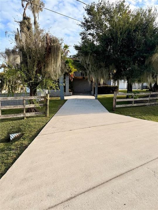 Active With Contract: $299,900 (3 beds, 0 baths, 1280 Square Feet)